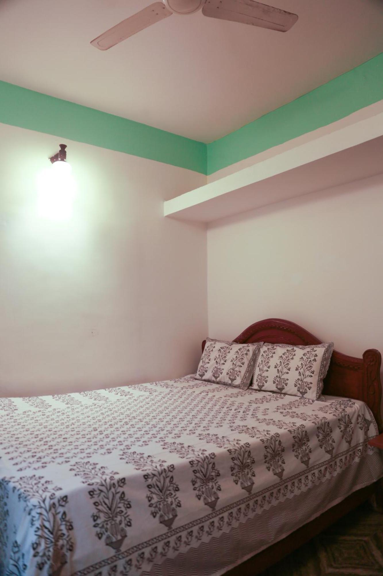 Kumbaya Beachside Hostel & Apartments At Arambol Beach 外观 照片