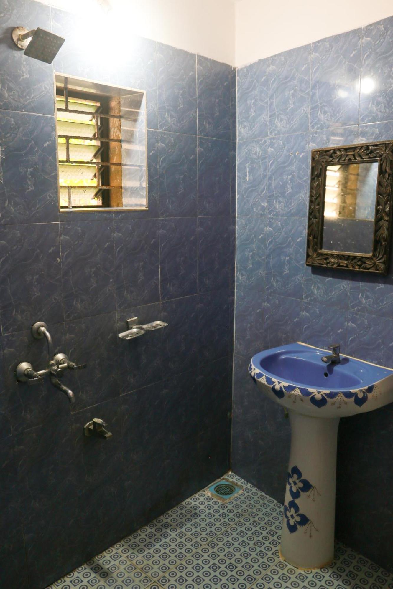 Kumbaya Beachside Hostel & Apartments At Arambol Beach 外观 照片